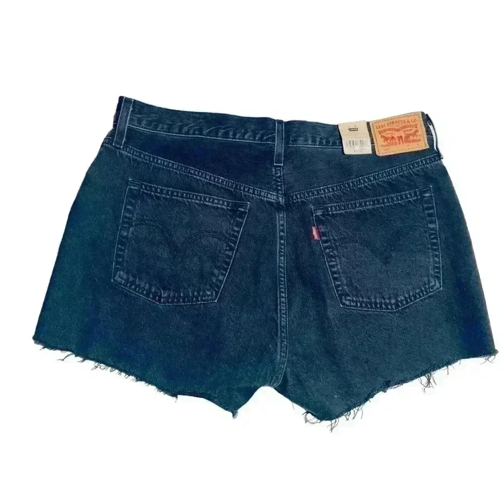 WOMEN’S LEVI’S 501 ORIGINAL BLACK DISTRESSED JEAN SHORTS•SIZE 33•NWT•
